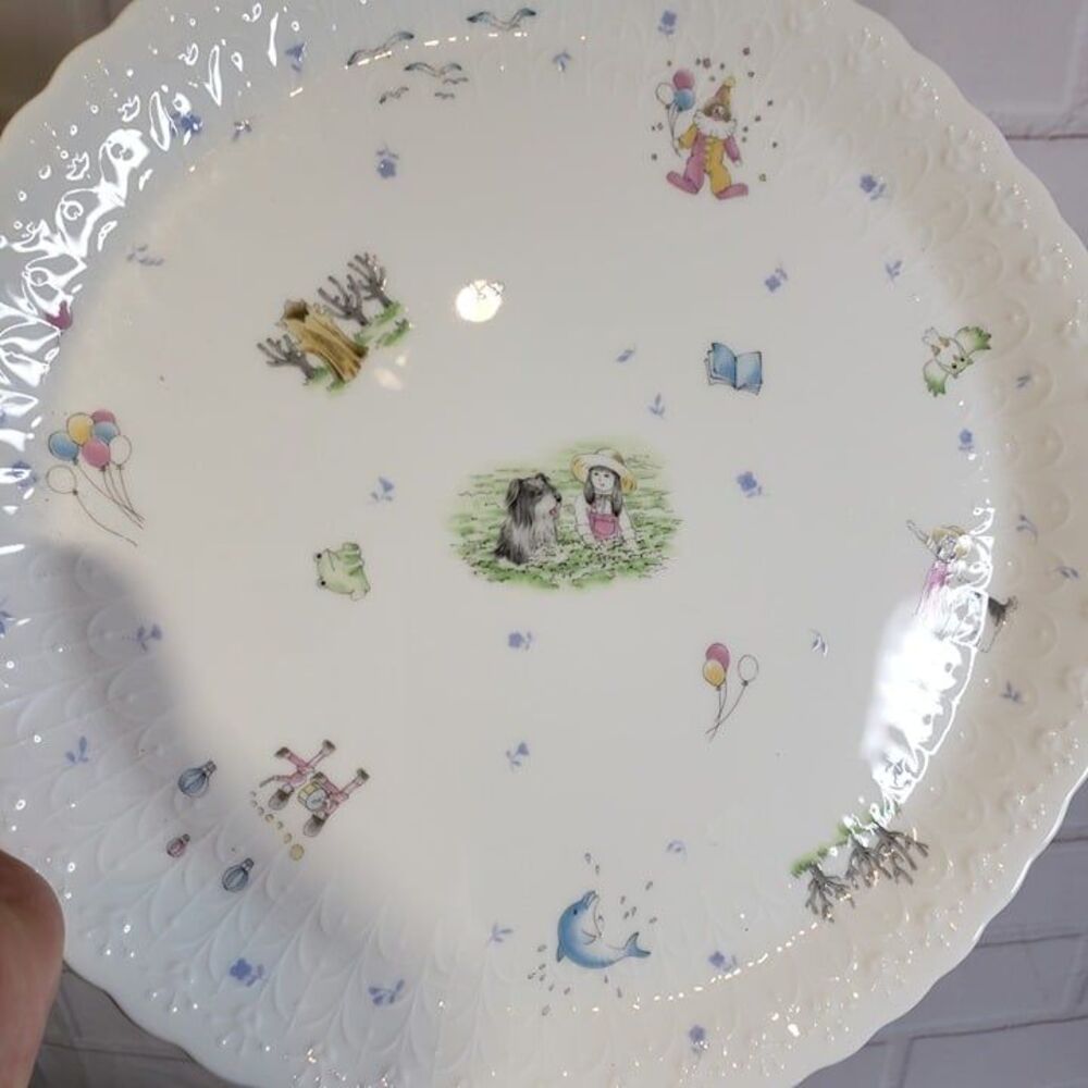 Narumi Fine Porcelain White Embossed Kids Dessert Plate Made in Japan